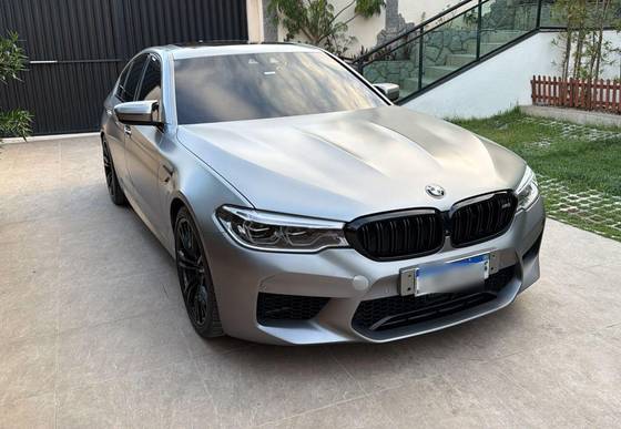 BMW M5 4.4 V8 TWIN POWER M XDRIVE STEPTRONIC BMW M5 4.4 V8 TWIN POWER M XDRIVE STEPTRONIC